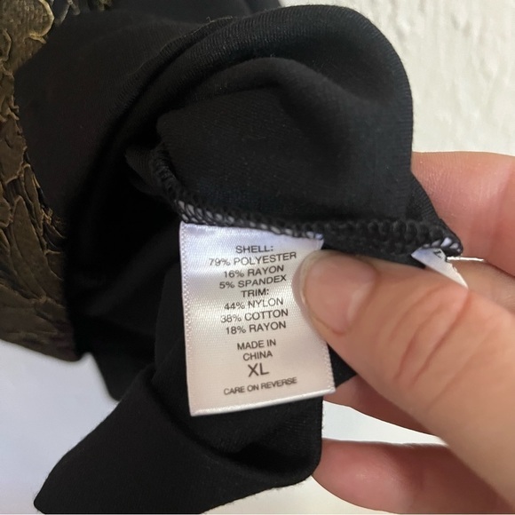 7TH Ave Design Studio Black Skirt with Gold Lace Size XL - Picture 5 of 10